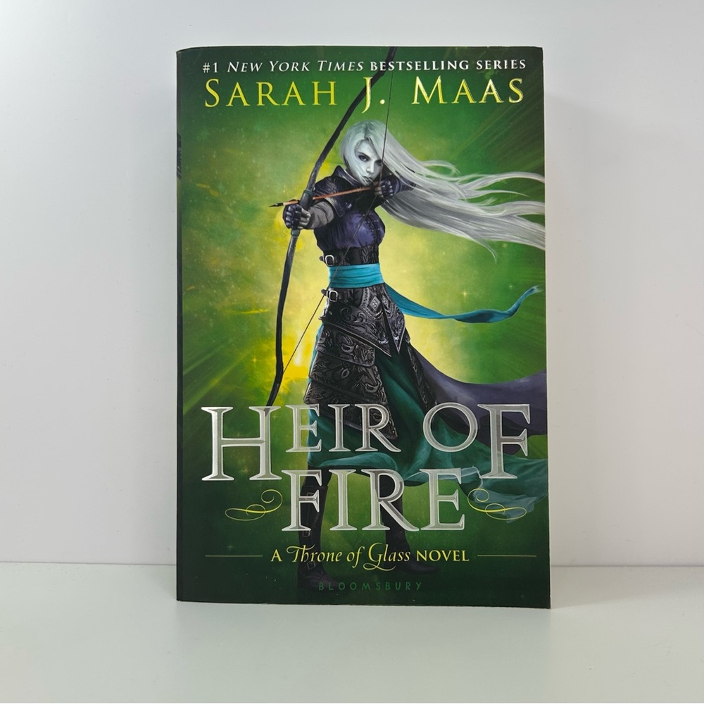 Heir of Fire by Sarah J. Maas Throne of Glass